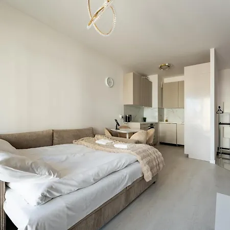 Lägenhet Czeresniowa Luxury By Bookinghost